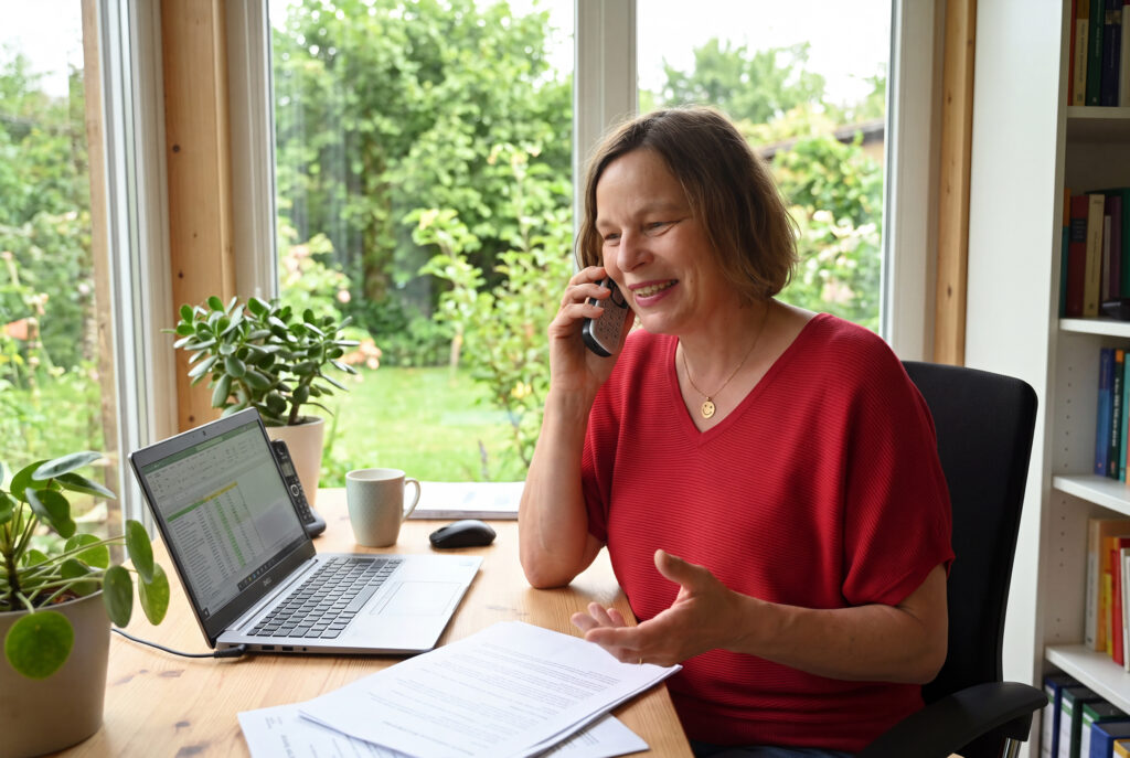 Christiane Böckelmann im Büro.